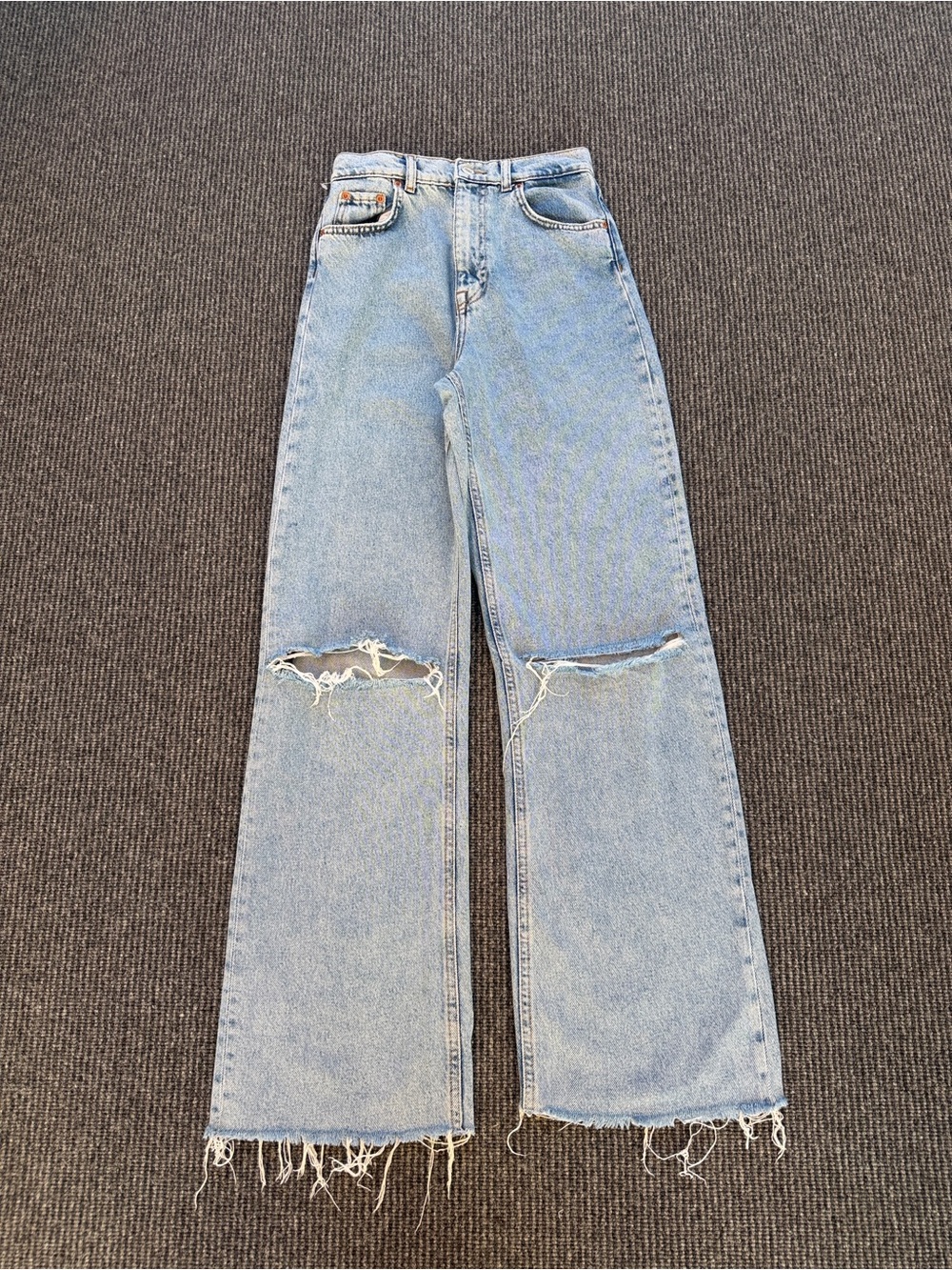 Zara Light Blue Distressed Wide-Leg Jeans 24